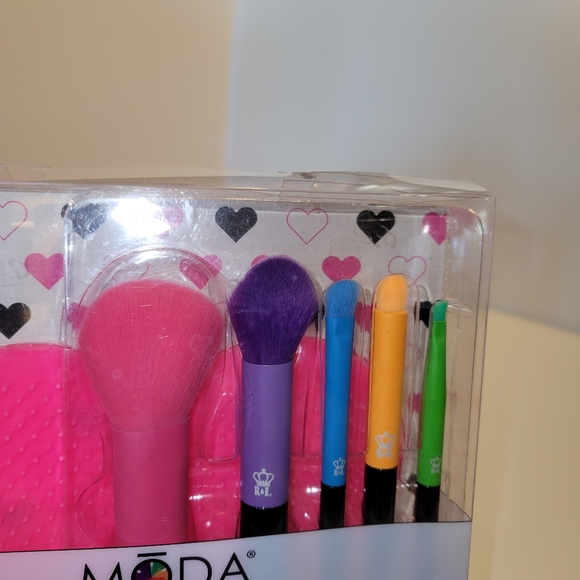 Moda makeup brush set - Picture 4 of 4